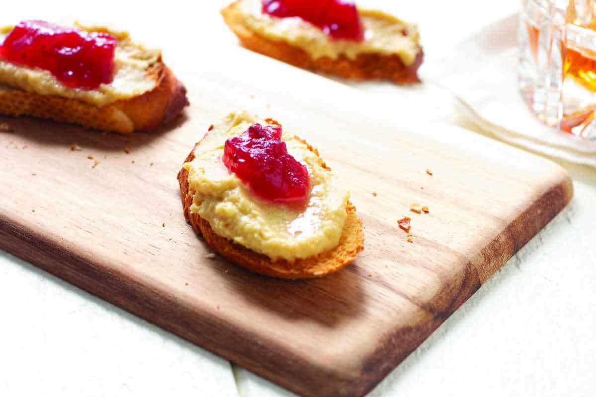 Festive Cranberry-Hummus Crostini