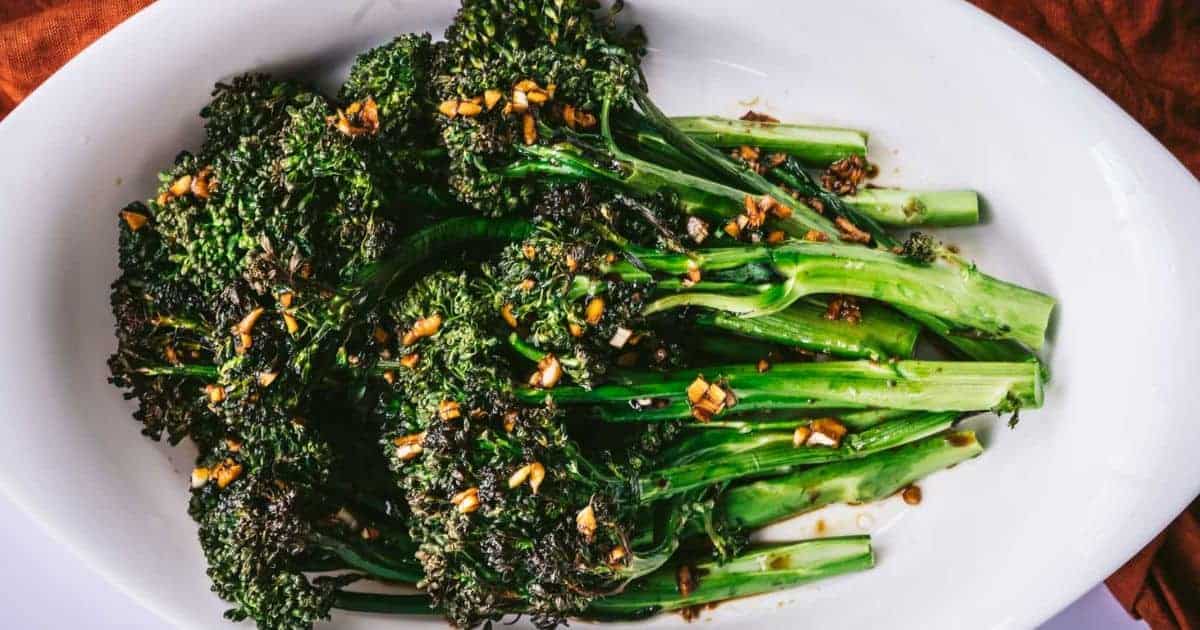 Lemony Garlic Broccolini with Toasted Almonds