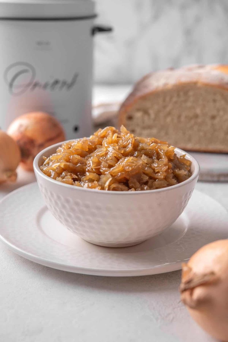 Slow-Cooker Balsamic-Glazed Sweet Onion Confit