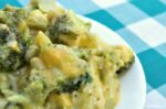 Slow Cooker Cheddar Broccoli Gratin