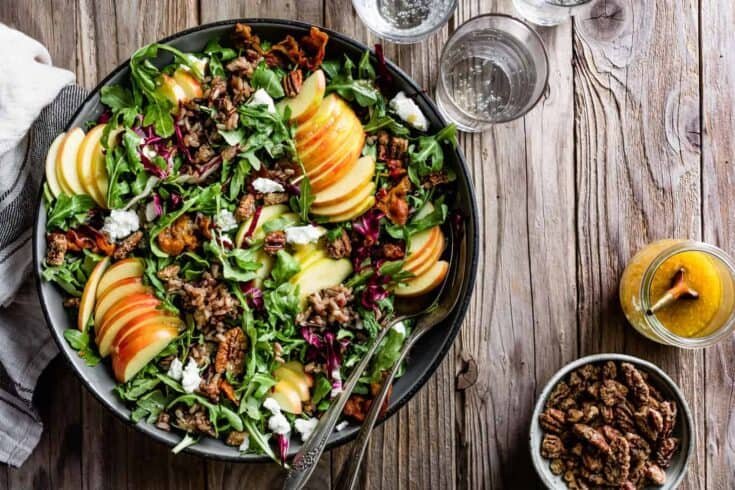 Peppered Arugula & Honeyed Apple Salad with Slow-Roasted Garlic Dressing